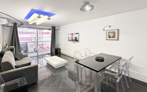 Appartement à louer    3 pièces • 70,89 m2 Cannes