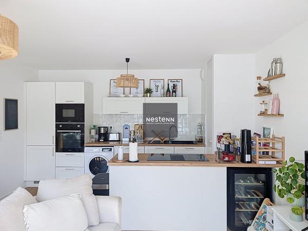 Appartement  récent dernier étage, terrasse ensoleillée