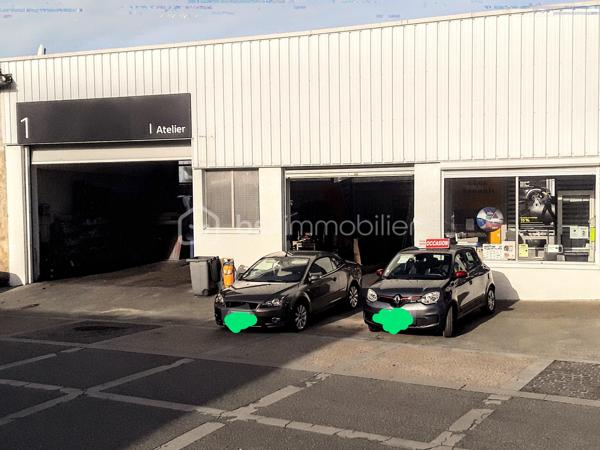 Local d activites de 1 690 m²