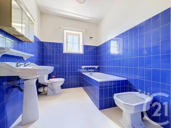 Maison à vendre  8 pièces - 181,34 m 2   ARCANGUES  - 64