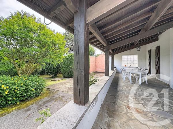 Maison à vendre  8 pièces - 181,34 m 2   ARCANGUES  - 64