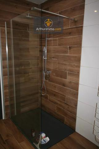 Vente                                                      Maison
                        
                     7 pièces                      144 m2                     à Josselin