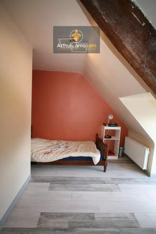 Vente                                                      Maison
                        
                     7 pièces                      144 m2                     à Josselin