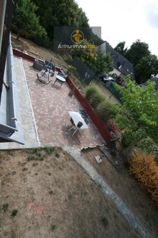 Vente                                                      Maison
                        
                     7 pièces                      144 m2                     à Josselin