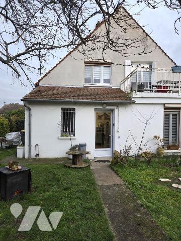 VAILLY-SUR-AISNE : MAISON FAMILIALE AVEC BEAU JARDIN 

Vous recherchez une maison avec un bea...
