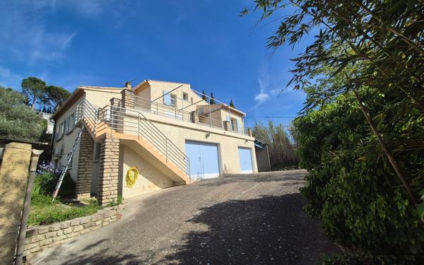 Maison à vendre    5 pièces • 147,61 m2 Pont-Saint-Esprit