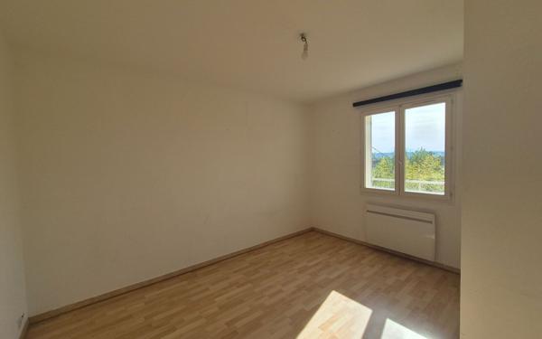 Maison à vendre    5 pièces • 147,61 m2 Pont-Saint-Esprit