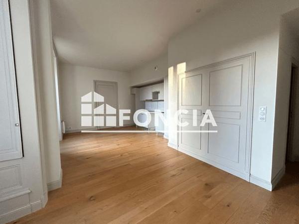 Location Appartement 3 pièces 51.73 m² - 62 COURS NATIONAL MICHEL BARON - APPART 203 Saintes 17100