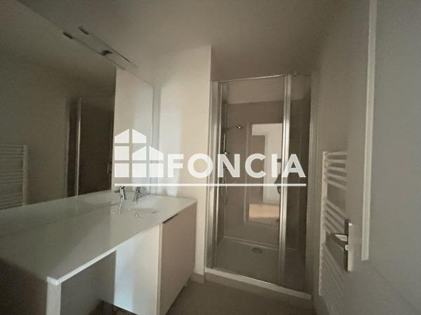 Location Appartement 3 pièces 51.73 m² - 62 COURS NATIONAL MICHEL BARON - APPART 203 Saintes 17100