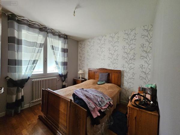 Maison à vendre à Le Châtelet dans le Cher (18170), ref : 26088