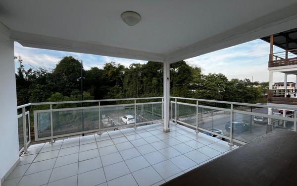 Appartement à vendre    2 pièces •  Cayenne