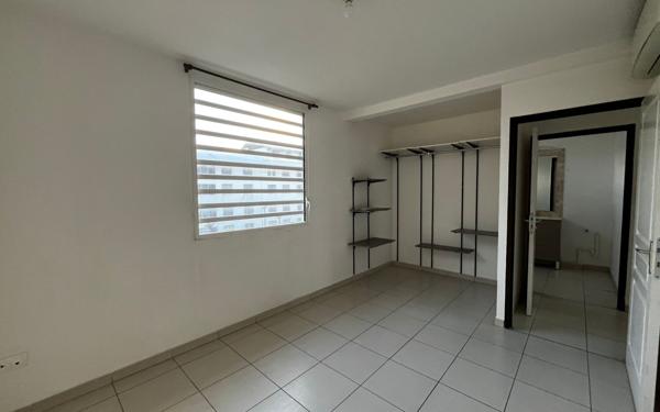 Appartement à vendre    2 pièces •  Cayenne