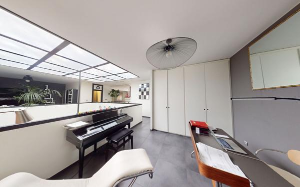 Maison à vendre    4 pièces • 223,56 m2 Toulouse