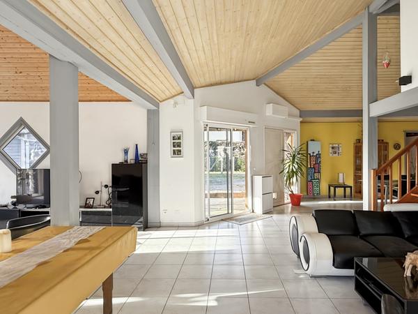 Maison 8 pièces - 240 m² Bien prestige