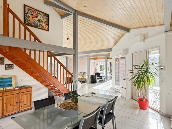 Maison 8 pièces - 240 m² Bien prestige