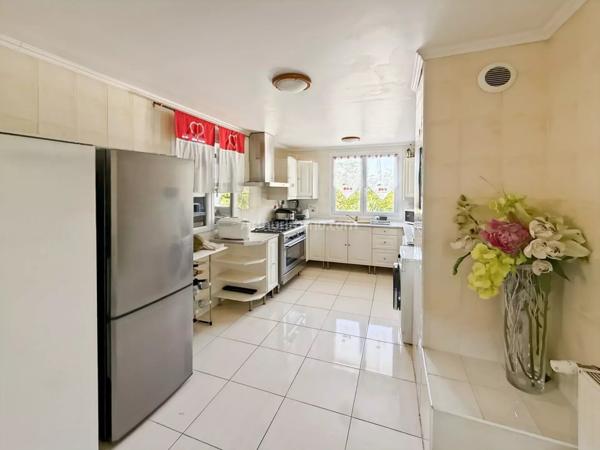 Vente Maison 5 pièces 240 m2 à Soisy-sur-Seine