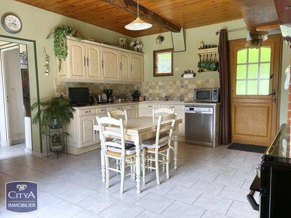 Maison à vendre 8 pièces 249m² Saint-Valery-en-Caux (76460)
