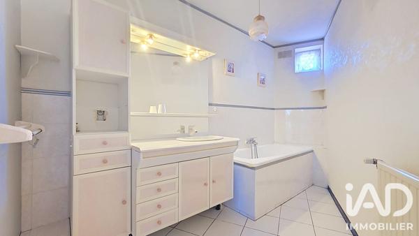 Appartement à vendre 5 pièces 106 m² Bizanos