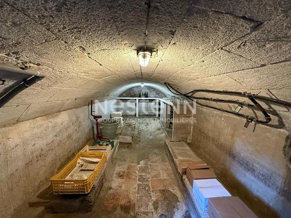 A vendre - Maison de maitre - 8 pièces - Coeur de Montreuil Bellay - 217.43 m2 -