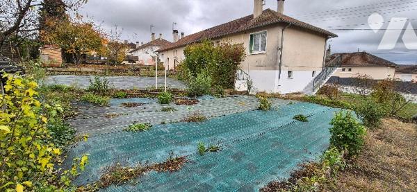 Pavillon en rez-de-chaussée surélevé