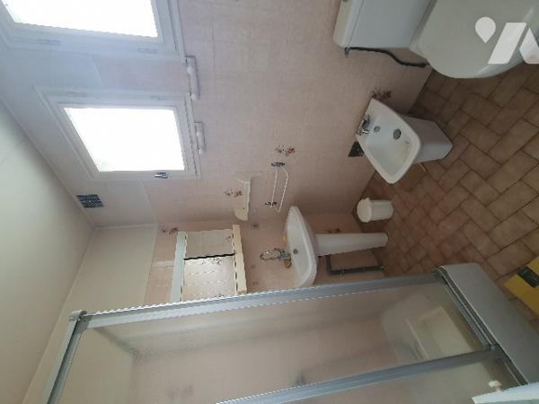 Pavillon en rez-de-chaussée surélevé