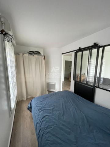 Appartement Carrières Sous Poissy 2 pièce(s) 36.6 m2 - Meublé Loyer 790 €/mois charges comprises **  - Référence  8973