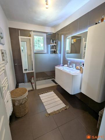 Maison entièrement rénovée – Calme, confort et proximité à Nîmes