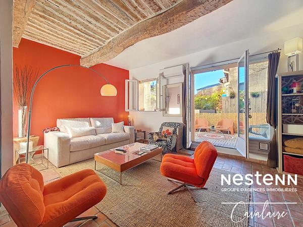 Maison de ville en centre-ville de Cogolin d'environ 131 m² sur 3 niveaux