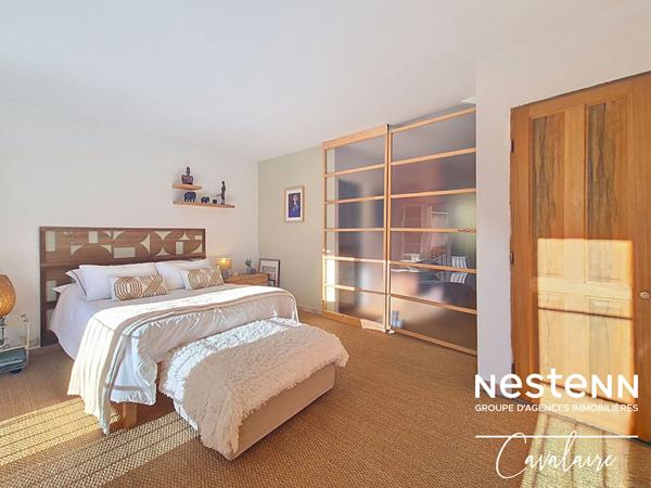 Maison de ville en centre-ville de Cogolin d'environ 131 m² sur 3 niveaux