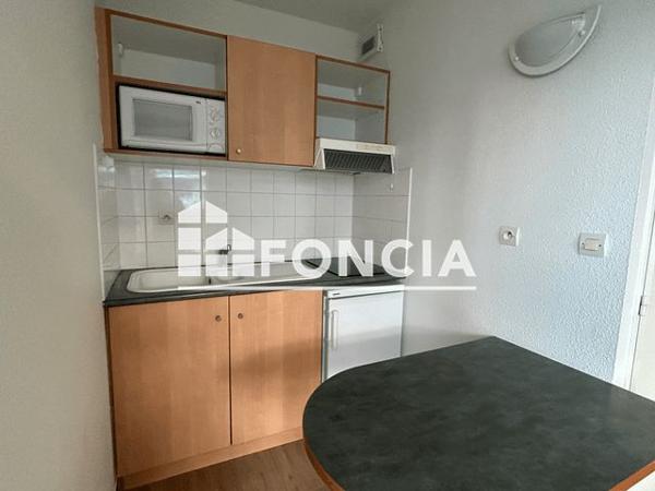 Location Appartement 2 pièces 29.2 m² - 6 RUE DE LA SOLE La Rochelle 17000