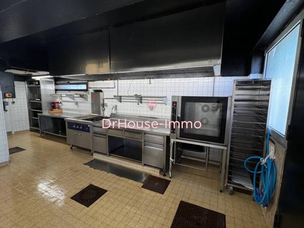 Commerce à vendre 2 pièces de 210 m²