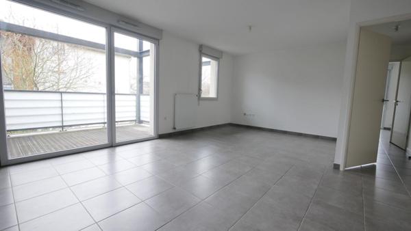 APPARTEMENT T3 avec 2 places stationnement Port-Sud