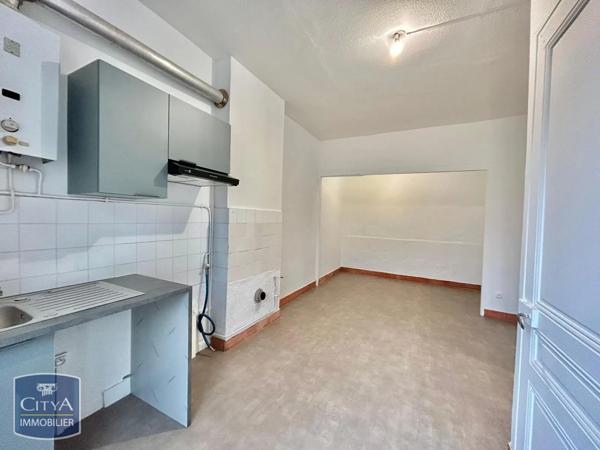 Appartement à louer 1 pièce 38.79m²