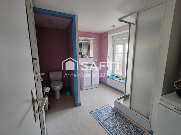 Maison 3 logements (T3,T5,T3)+garages+jardins