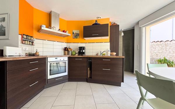 Maison à vendre    5 pièces •  La Rochelle