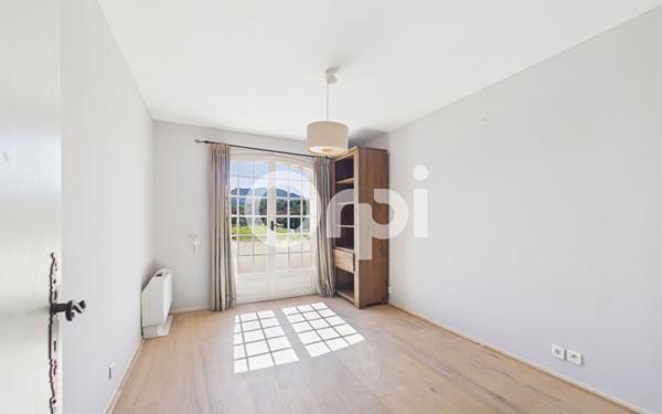 Maison à vendre    4 pièces • 117,04 m2 Mandelieu-la-Napoule
