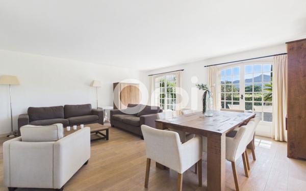 Maison à vendre    4 pièces • 117,04 m2 Mandelieu-la-Napoule