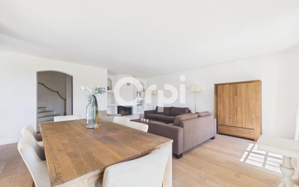Maison à vendre    4 pièces • 117,04 m2 Mandelieu-la-Napoule