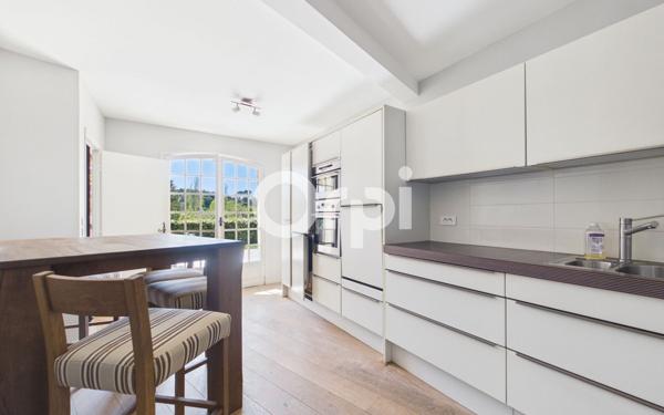 Maison à vendre    4 pièces • 117,04 m2 Mandelieu-la-Napoule
