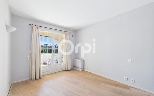 Maison à vendre    4 pièces • 117,04 m2 Mandelieu-la-Napoule