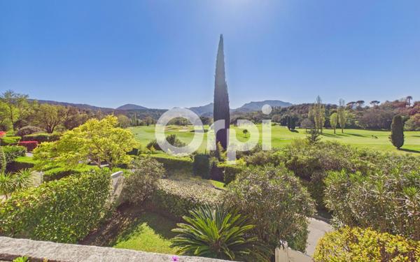 Maison à vendre    4 pièces • 117,04 m2 Mandelieu-la-Napoule