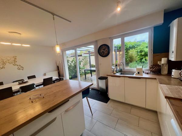 Le Rheu (35650) Maison récente 5 pièces 106 m² dans quartier privilégié LE RHEU