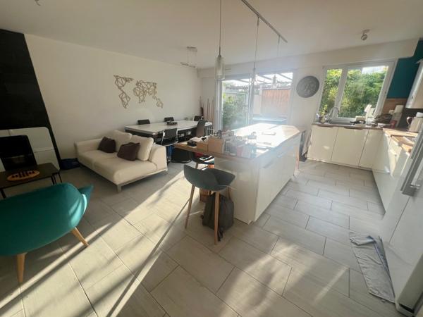 Le Rheu (35650) Maison récente 5 pièces 106 m² dans quartier privilégié LE RHEU