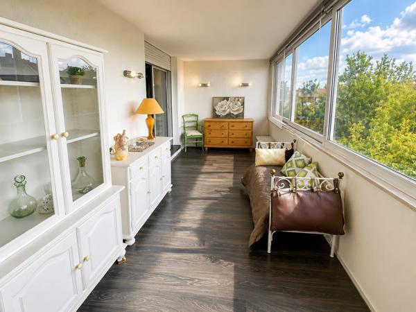 Appartement familial de 160 m² avec garage dans une petite copropriété