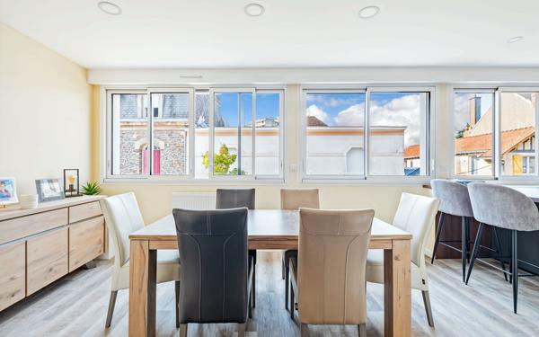 Maison à vendre    9 pièces • 250 m2 Pornichet