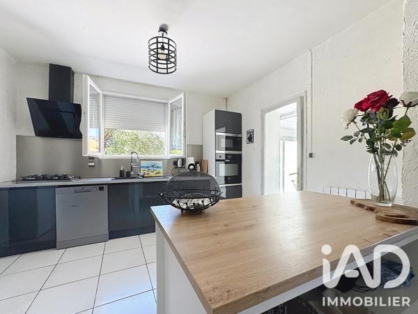Maison à vendre 5 pièces 94 m² Angoulême