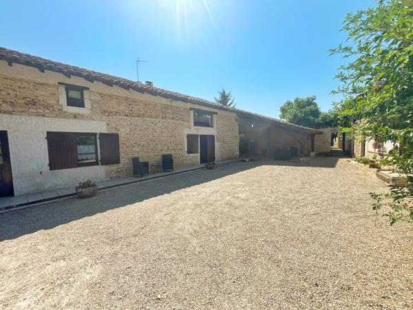 Maison 14 pièce(s) 9 chambre(s) 312 m²