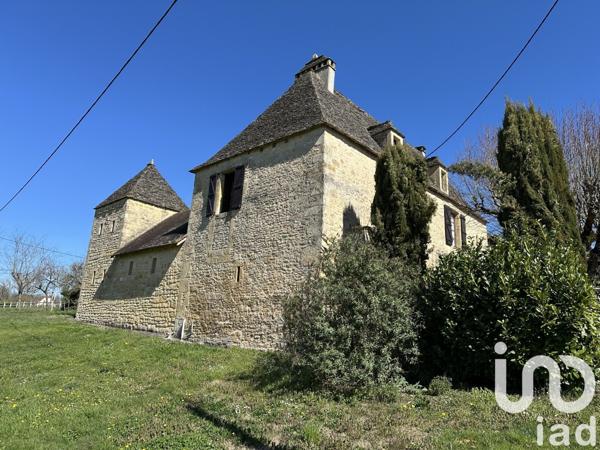 Demeure 9 pièces de 250 m² à Montignac (24290)