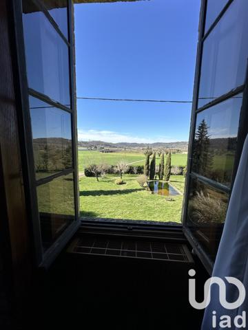 Demeure 9 pièces de 250 m² à Montignac (24290)