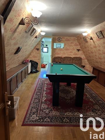 Demeure 9 pièces de 250 m² à Montignac (24290)